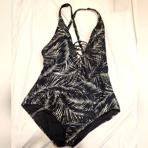 Michael Kors black and white cris cross one piece swimmer size 14